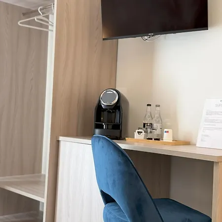 Couette-café Via Del Mare Apulia E