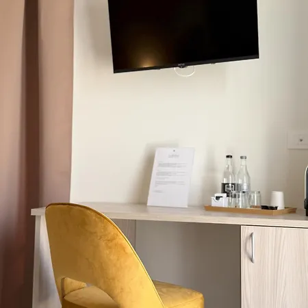 Couette-café Via Del Mare Apulia E 4*