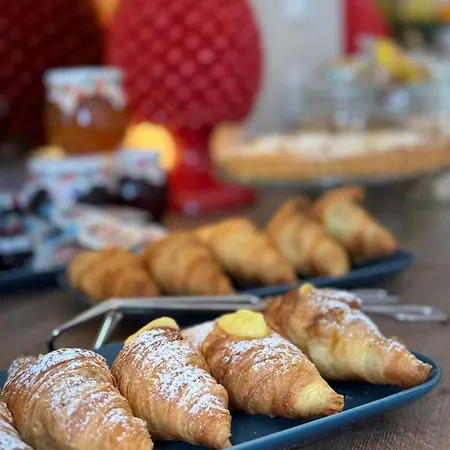 Via Del Mare Apulia E 4*