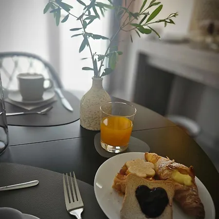 Via Del Mare Apulia E Couette-café